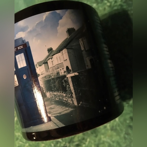 Disappearing Tardis Coffee Mug Tea BBC Dr. Who Cup Ceramic Collector’s Item! - Picture 4 of 9